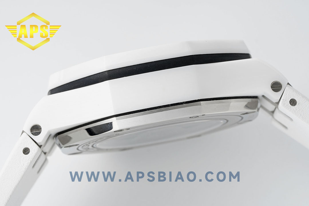 APS厂爱彼皇家橡树离岸型系列26402CB.OO.A010CA.01腕表